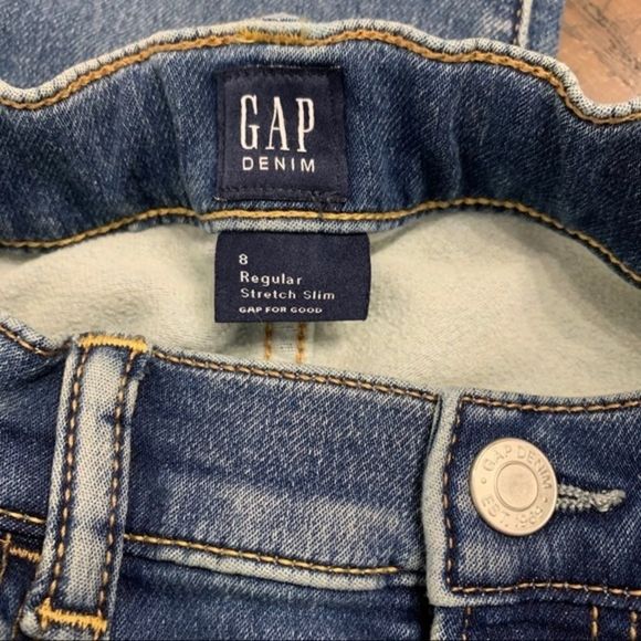 GAP Blue Jeans Classic Straight-Leg Style - Picture 3 of 8